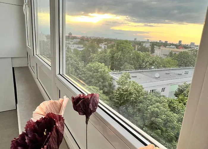 Spectacular View Over The City - Dorobanti Studio Apartment Bucharest